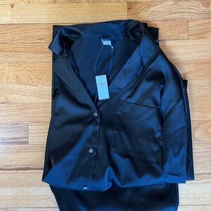Old Navy black satin pajamas